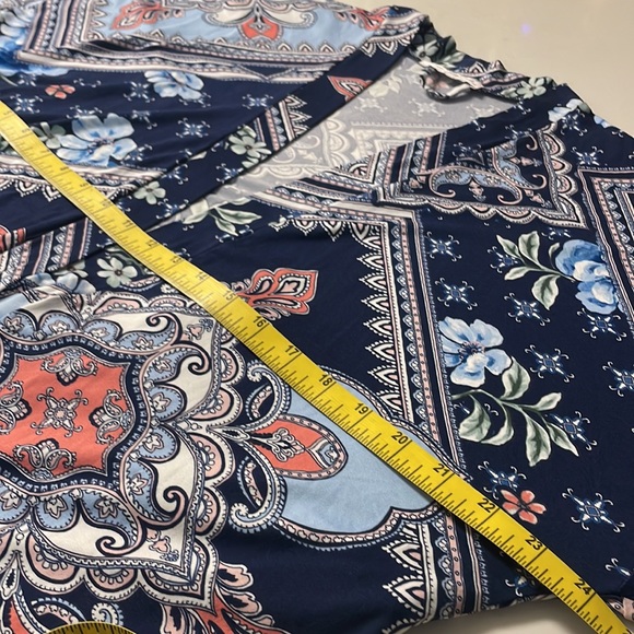 Linea Donatella Paisley Print Short Robe - Picture 8 of 8